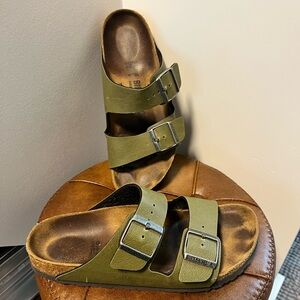 Birkenstock Arizona green size 39